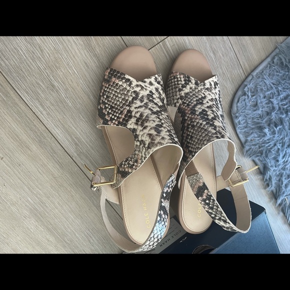 Cole Haan shoes - Picture 3 of 6